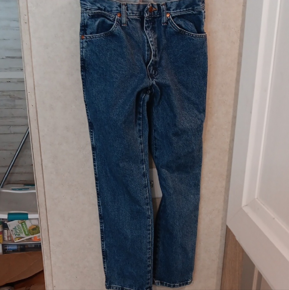 Wrangler Men's Classic Indigo Straight Jeans/ NWOT